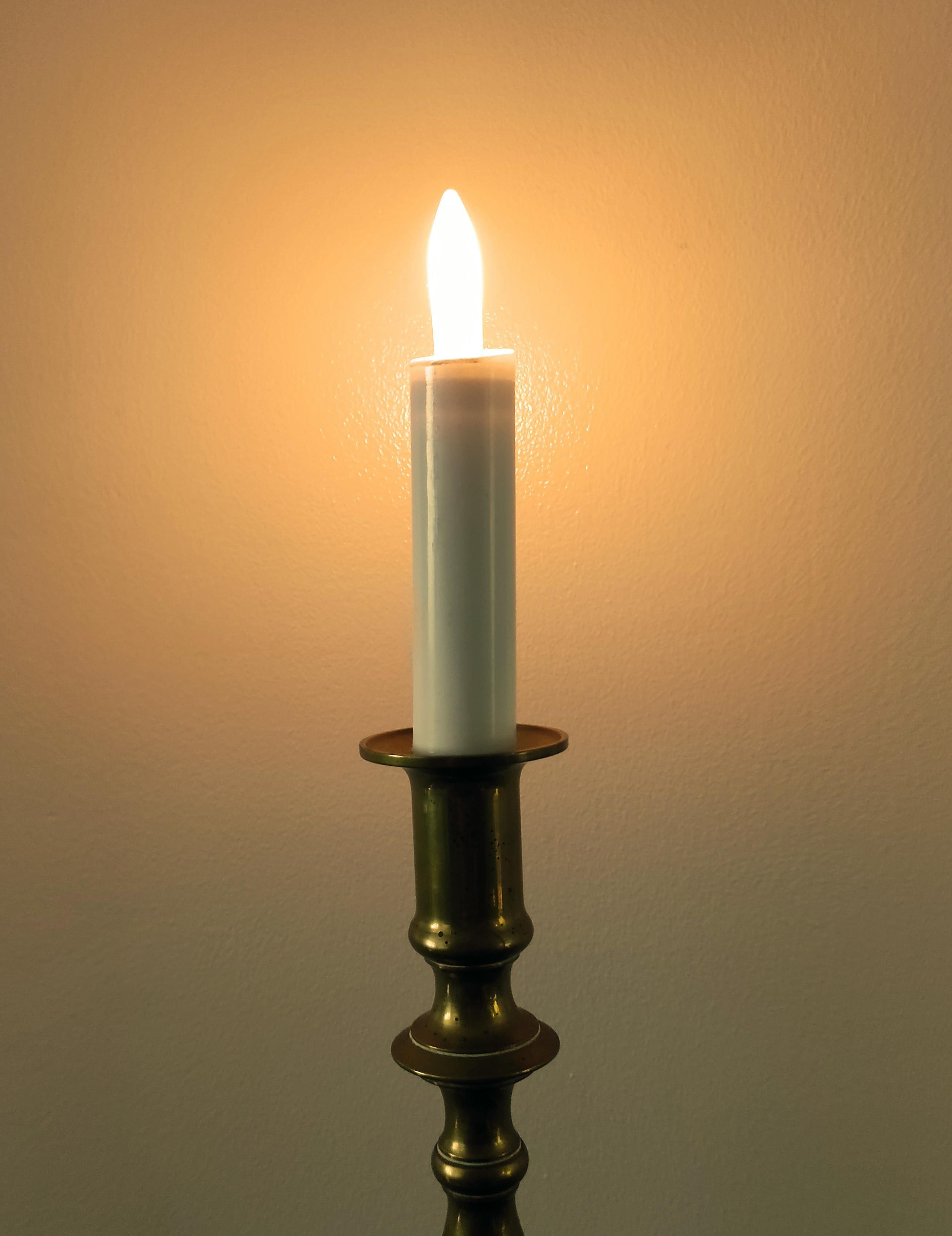 Living Flame Candle